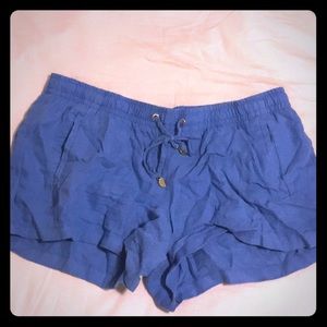 Lilly Pulitzer short (blue)